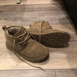Neumel Uggs